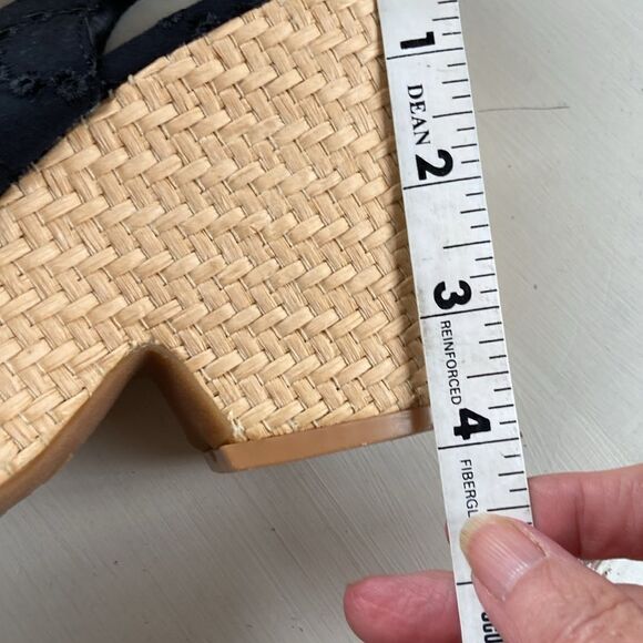 Mia Black Embroiled Floral Peep Toe Platform Raffia Espadrille Sandals Size 7M - Picture 12 of 15